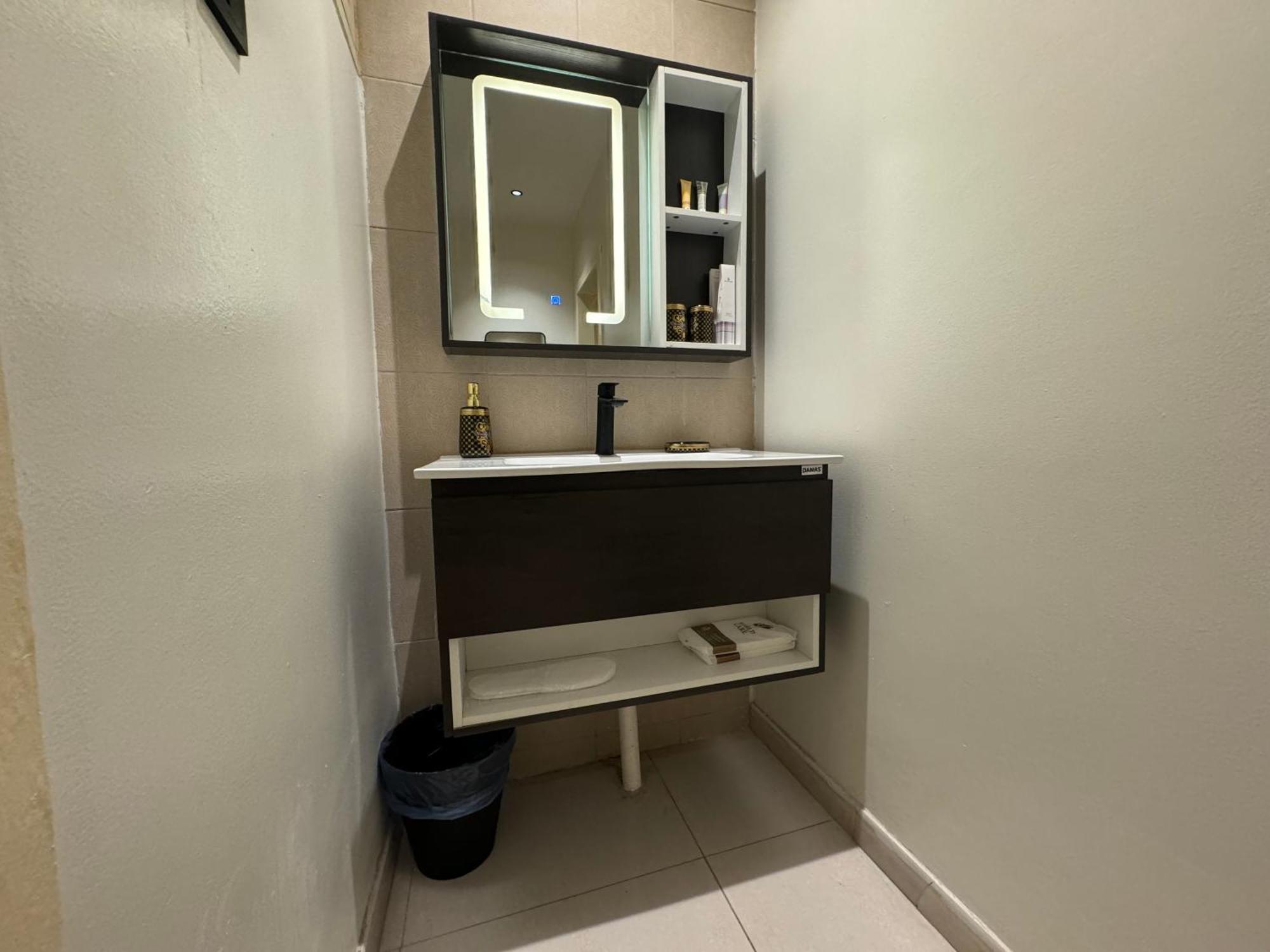 استديو فاخر بدخول ذاتي Apartment